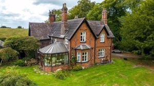 Photo 5- click for photo gallery